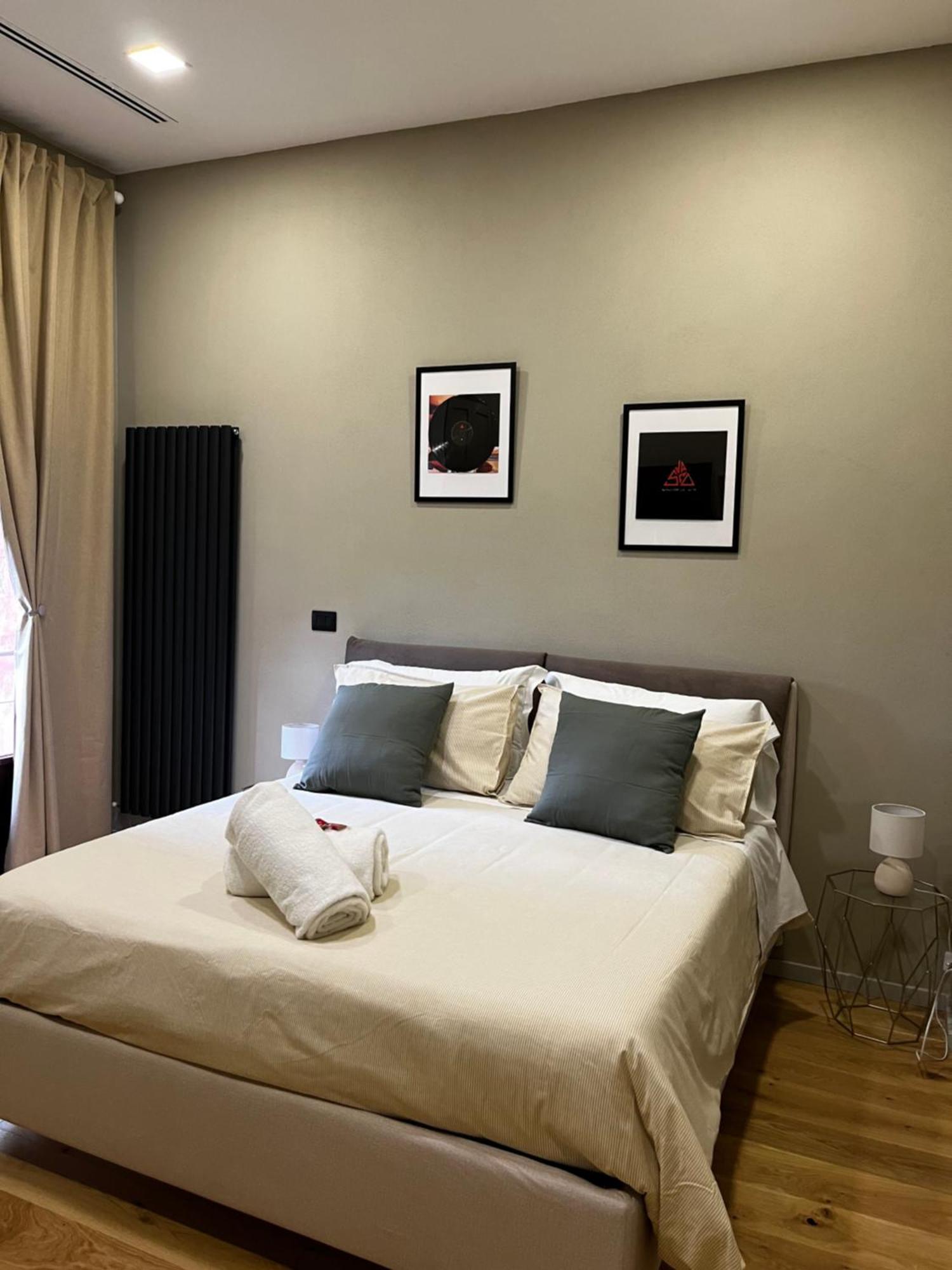 Affittacamere San Petronio House Bologna Bagian luar foto