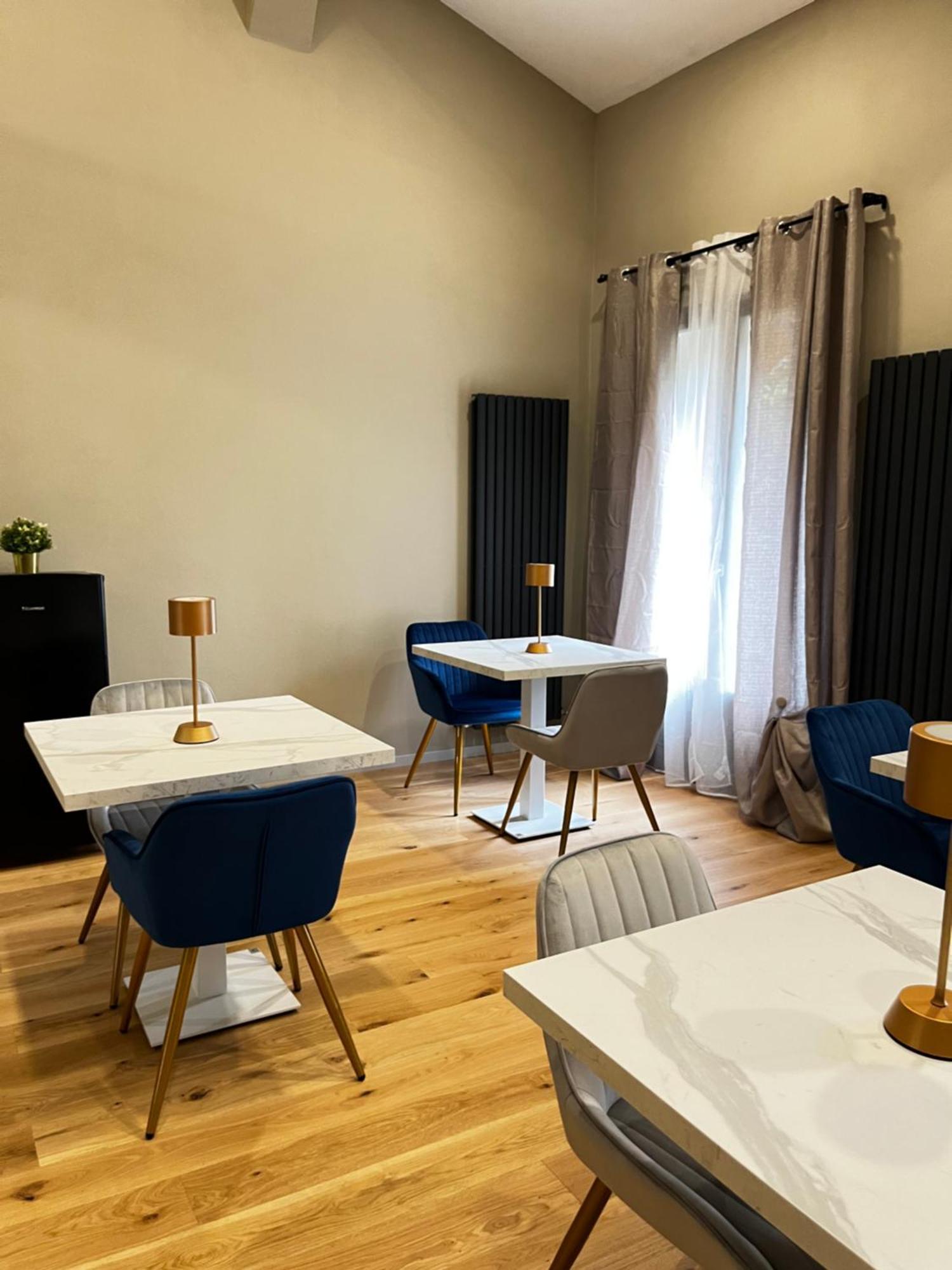 Affittacamere San Petronio House Bologna Bagian luar foto